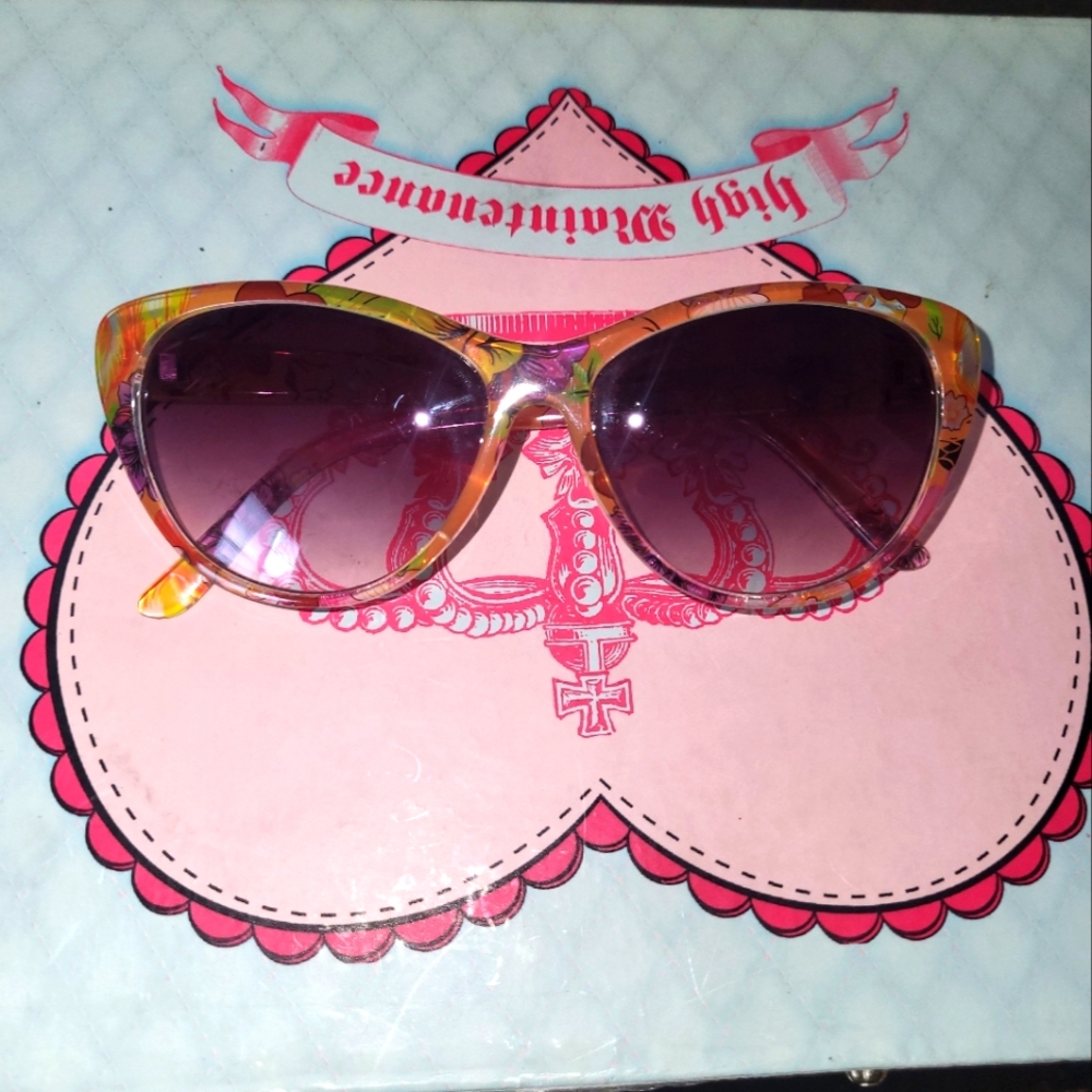 FLORAL PRINT SUNGLASSES